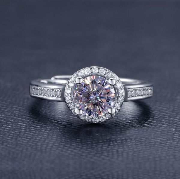 1ct solid sterling silver wedding anniversary lovers diamond moissanite ring engagement party band fine jewelry women fan brithday gift, Slivery;golden
1ct solid sterling silver wedding anniversary lovers diamond moissanite ring engagement party band fine jewelry women fan brithday gift, Slivery;golden