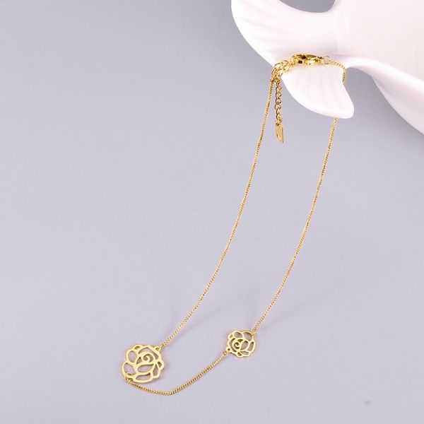 chokers black hollow flower necklace elegant camellia choker chain clavicle for women girls kids, Golden;silver
chokers black hollow flower necklace elegant camellia choker chain clavicle for women girls kids, Golden;silver