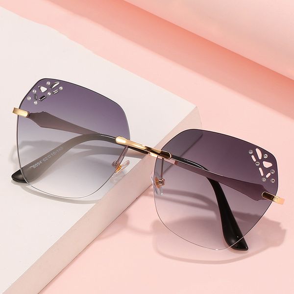 sunglasses summer gradient women rimless lens sun glasses luxury designer eyeglasses shades for, White;black
sunglasses summer gradient women rimless lens sun glasses luxury designer eyeglasses shades for, White;black