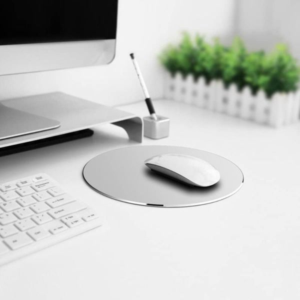 round metal ultra-thin mouse pad double-sided design, for games and office waterproof fast and accurate control
round metal ultra-thin mouse pad double-sided design, for games and office waterproof fast and accurate control