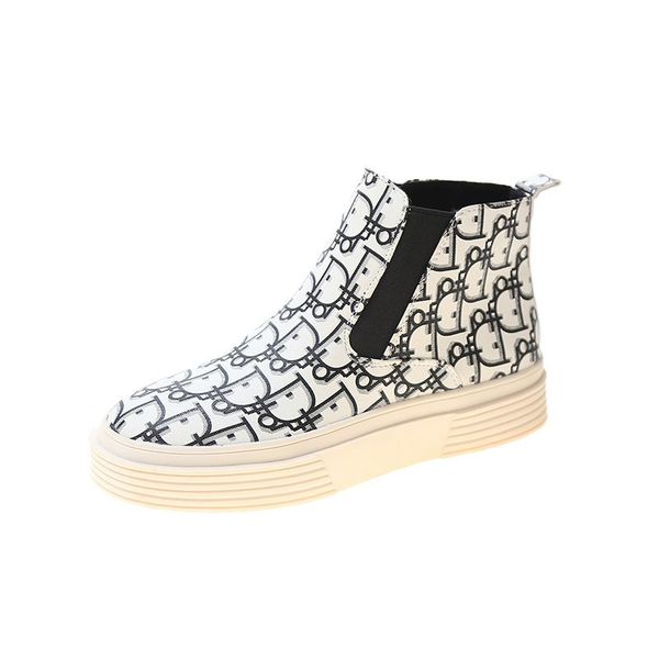 102----2020 new ladies boots shoes fashion mirror bright pu 35----40 leather waterproof woman martin boots ankle boots, Black
102----2020 new ladies boots shoes fashion mirror bright pu 35----40 leather waterproof woman martin boots ankle boots, Black