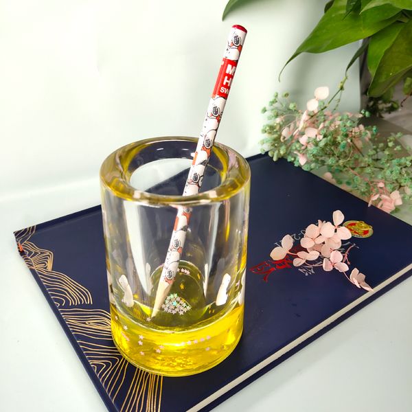 crystal acrylic floating doll into oil furnishing, round receiving large pen container holiday gifts office decoration gifts for students
crystal acrylic floating doll into oil furnishing, round receiving large pen container holiday gifts office decoration gifts for students