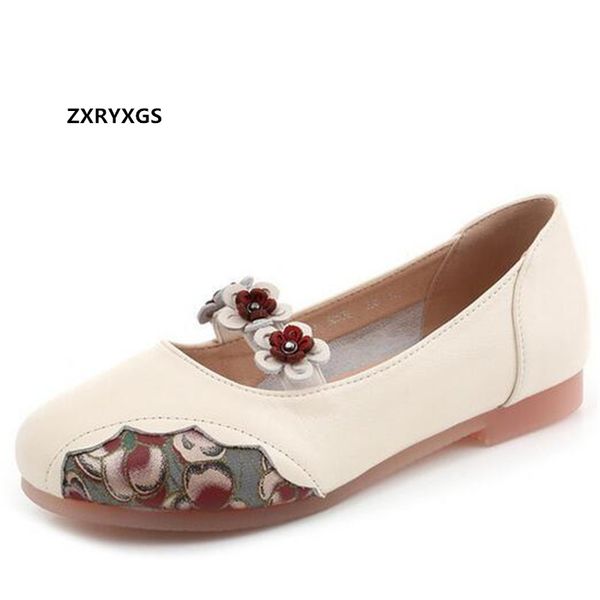 cowhide flowers printing genuine leather shoes women flats shoes plus size classic fashion casual woman new 2020, Black
cowhide flowers printing genuine leather shoes women flats shoes plus size classic fashion casual woman new 2020, Black