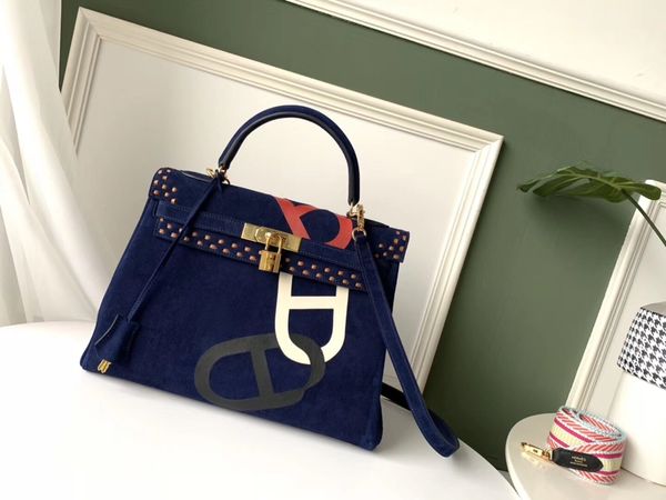 factory whosale fully handmade graffiti keily purse,blue,green,read 3colors for chosen, wax thread, in stock,contact me for details
factory whosale fully handmade graffiti keily purse,blue,green,read 3colors for chosen, wax thread, in stock,contact me for details