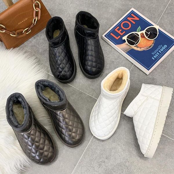 women snow boots 2020 winter women's shoes korean style short boots plus velvet warm thick cotton shoes women's, Black
women snow boots 2020 winter women's shoes korean style short boots plus velvet warm thick cotton shoes women's, Black