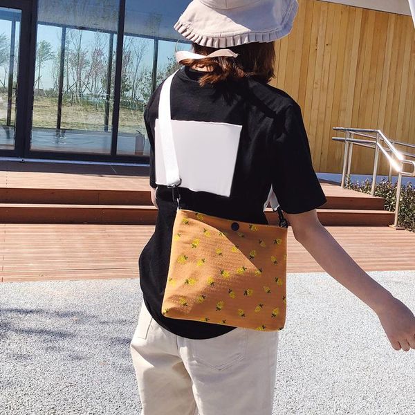 female casual square strawberry print shoulder satchel packs canvas women large crossbody messenger bags for teen girls
female casual square strawberry print shoulder satchel packs canvas women large crossbody messenger bags for teen girls