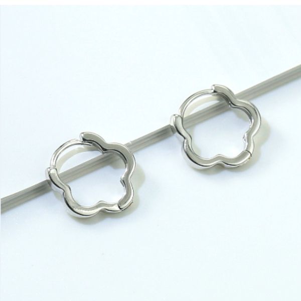 trendy silver color trendy cute flower shape stud earrings fashion earrings for women girls korean jewelry 2020, Golden;silver
trendy silver color trendy cute flower shape stud earrings fashion earrings for women girls korean jewelry 2020, Golden;silver