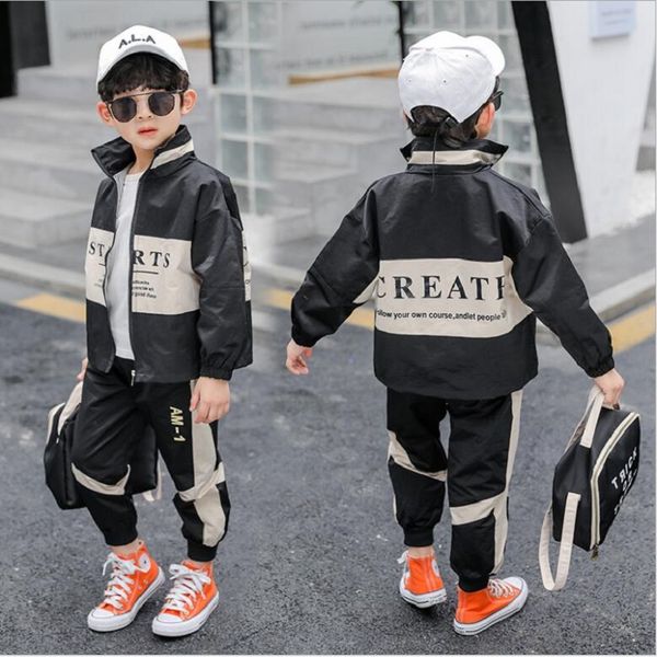 2020 spring and autumn new boy suit children's leisure sports two-piece color matching fashionable letter suit, White
2020 spring and autumn new boy suit children's leisure sports two-piece color matching fashionable letter suit, White