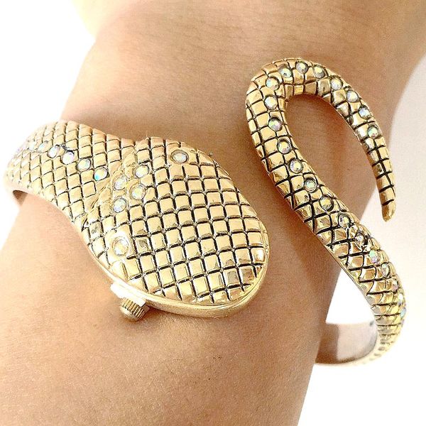 wristwatches 2021 snake bangle watches women fashion bracelet watch girls brand quartz clock religios reloj montre femme gd-022, Slivery;brown
wristwatches 2021 snake bangle watches women fashion bracelet watch girls brand quartz clock religios reloj montre femme gd-022, Slivery;brown