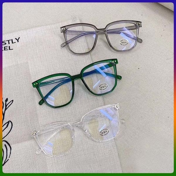 retro anti blue light blocking glasses for men women reduce digital eye strain classic computer gaming glasses comfortable wear, White;black
retro anti blue light blocking glasses for men women reduce digital eye strain classic computer gaming glasses comfortable wear, White;black
