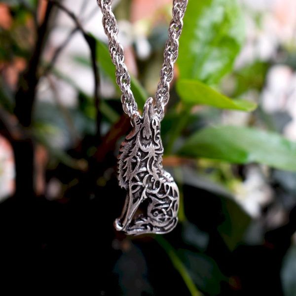 pendant necklaces 1pcs norse celtics wolf necklace men knotwork with metal chain 50cm, Silver
pendant necklaces 1pcs norse celtics wolf necklace men knotwork with metal chain 50cm, Silver