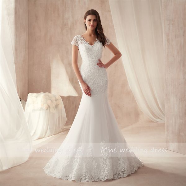 v-neck appliqued lace illusion back bridal dress formal gown for brides cap sleeve mermaid wedding dresses gowns count train, Blue;red
v-neck appliqued lace illusion back bridal dress formal gown for brides cap sleeve mermaid wedding dresses gowns count train, Blue;red