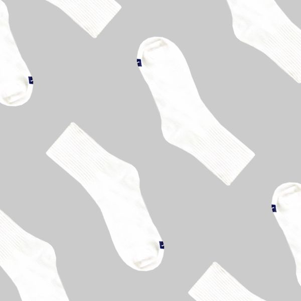 comfortable socks black white classic sports style men's women's socks hair ring bottom street skateboard fashion
comfortable socks black white classic sports style men's women's socks hair ring bottom street skateboard fashion