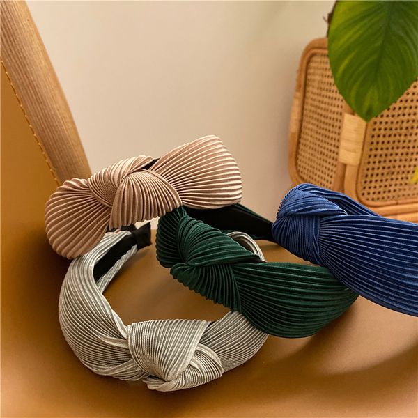 wide headbands knot striped flannel cloth turban headband hair band elastic hair accessories for women and girls, Silver
wide headbands knot striped flannel cloth turban headband hair band elastic hair accessories for women and girls, Silver