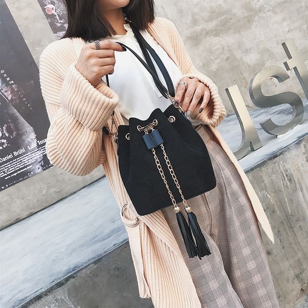 2020 новый мини crossbody сумки симпатичные замша ведро сумка организатор малый кисточкой кожа pu женские сумки плеча #t
2020 новый мини crossbody сумки симпатичные замша ведро сумка организатор малый кисточкой кожа pu женские сумки плеча #t
