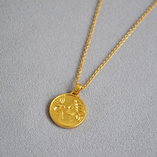 pendant necklaces non-mainstream design french girl peace dove double-sided relief gold coin round retro simple necklace female, Silver 
pendant necklaces non-mainstream design french girl peace dove double-sided relief gold coin round retro simple necklace female, Silver