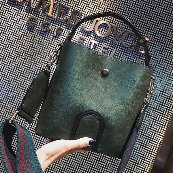 bag for women new korean girl fashion personality personality wild retro student shoulder slung bucket bag popular
bag for women new korean girl fashion personality personality wild retro student shoulder slung bucket bag popular