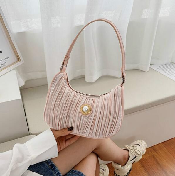 Fashion Pleated Women Underarm Bag Lady Shoulder Bags Baguette Handbags Small Sister Bag
Fashion Pleated Women Underarm Bag Lady Shoulder Bags Baguette Handbags Small Sister Bag