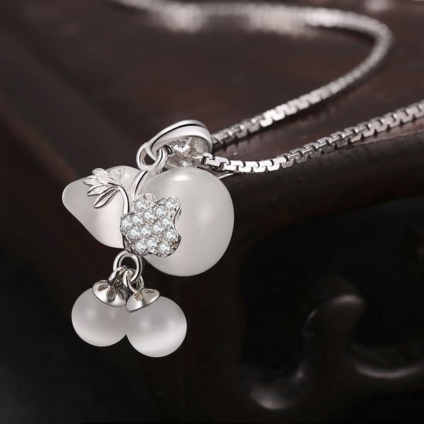 s925 sterling silver shaking crossover networks red necklace simple choker with opal calabash pendent friend for a girlfriend gift
s925 sterling silver shaking crossover networks red necklace simple choker with opal calabash pendent friend for a girlfriend gift
