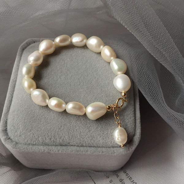 new fashion simple wild fresh water 8-10mm pearl white irregular bracelet, Black
new fashion simple wild fresh water 8-10mm pearl white irregular bracelet, Black