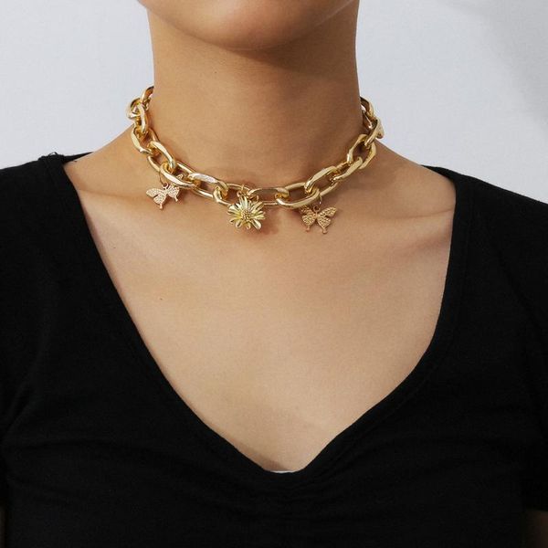 pendant necklaces fashion women butterfly necklace metal chain punk daisy for sunflower choker summer 2021, Silver
pendant necklaces fashion women butterfly necklace metal chain punk daisy for sunflower choker summer 2021, Silver