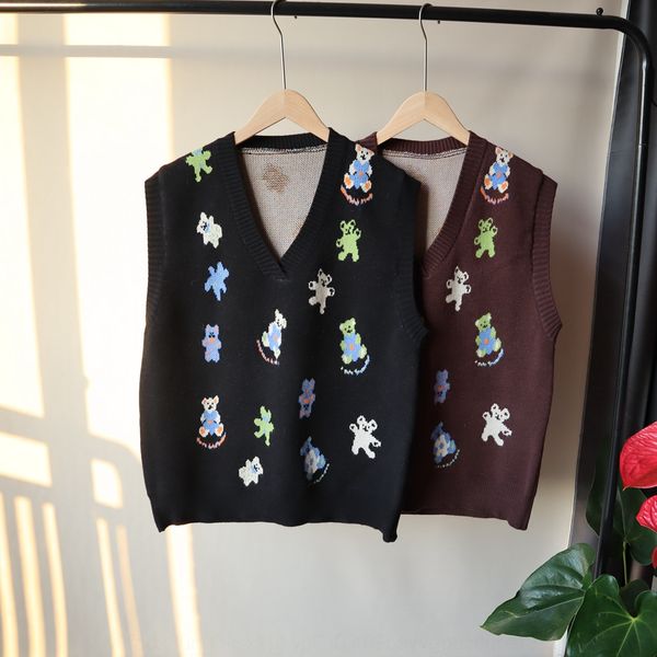 bear jacquard knitted sweater vest women's 2020 fall/winter new korean style internet celebrity loose all-match sleeveless sweater vest, White;black
bear jacquard knitted sweater vest women's 2020 fall/winter new korean style internet celebrity loose all-match sleeveless sweater vest, White;black