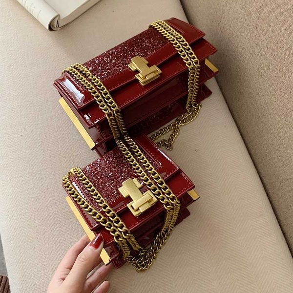 sequined crossbody сумка 2020 новая мода высокого качества лакированной кожи женщин конструктора сумки замок цепи плеча сумка
sequined crossbody сумка 2020 новая мода высокого качества лакированной кожи женщин конструктора сумки замок цепи плеча сумка