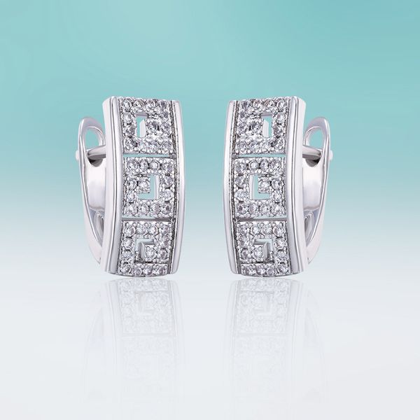 new fashion geometric stud earrings hollow copper cubic zirconia earrings for women jewelry accessories girl classic gifts, Golden;silver
new fashion geometric stud earrings hollow copper cubic zirconia earrings for women jewelry accessories girl classic gifts, Golden;silver