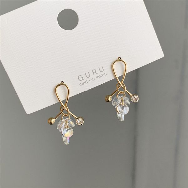 dangle ear earrings creative women stud geometric ladies wedding fashion girls artificial pearl yellow gold color classic alloy, Golden;silver
dangle ear earrings creative women stud geometric ladies wedding fashion girls artificial pearl yellow gold color classic alloy, Golden;silver