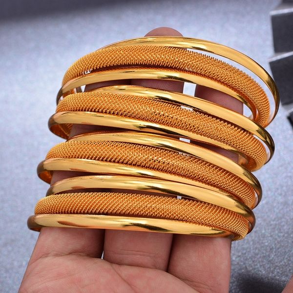 4pcs/lot dubai bangles lady luxury gold color jewelry bangles ethiopian african women party wedding gifts friend, Golden;silver
4pcs/lot dubai bangles lady luxury gold color jewelry bangles ethiopian african women party wedding gifts friend, Golden;silver