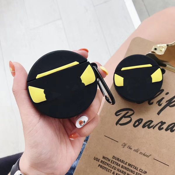 trend printing airpods protection case fashion airpods1/2 case wireless bluetooth headset silicone soft shell carabiner anti-fall
trend printing airpods protection case fashion airpods1/2 case wireless bluetooth headset silicone soft shell carabiner anti-fall