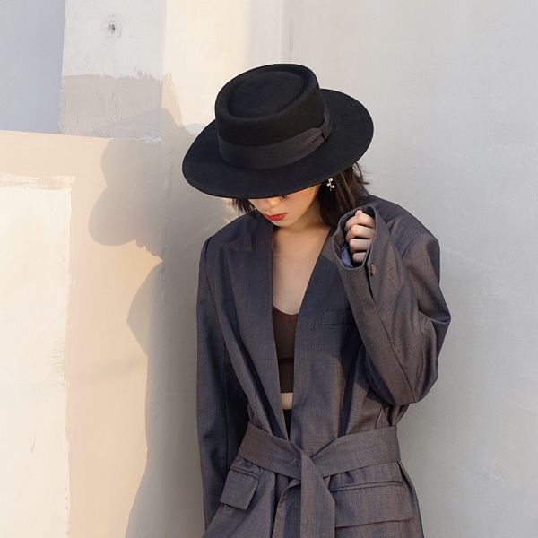 stingy brim hats little fragrant french style retro british european and american paillette letter woolen black flat hat felt, Blue;gray
stingy brim hats little fragrant french style retro british european and american paillette letter woolen black flat hat felt, Blue;gray