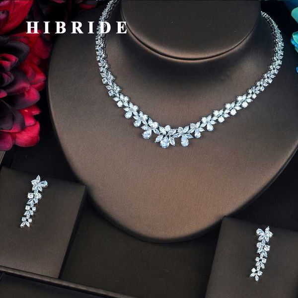 hibride luxury лепестковой очистить кубические ювелирные наборы циркон женские ожерелья серьги набор для венчания партии подарков n-217, Silver
hibride luxury лепестковой очистить кубические ювелирные наборы циркон женские ожерелья серьги набор для венчания партии подарков n-217, Silver