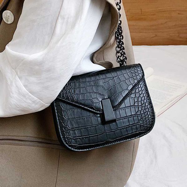 2020 new original design vintage crocodile shoulder bag&stone chain diagonal cross bag width 19cm height 15cm thickness 8cm
2020 new original design vintage crocodile shoulder bag&stone chain diagonal cross bag width 19cm height 15cm thickness 8cm