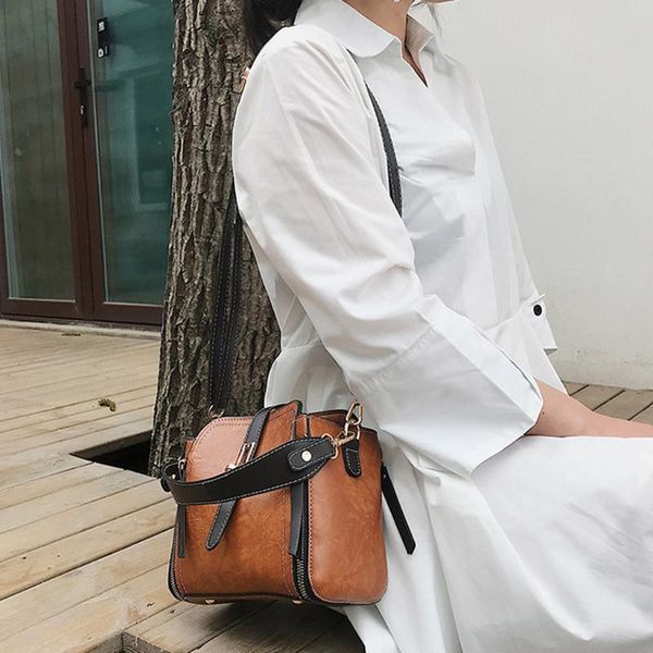2020 new women's bag women leather handbags vintage lady hand bags female messenger shoulder bag small purse sac a main bolsa
2020 new women's bag women leather handbags vintage lady hand bags female messenger shoulder bag small purse sac a main bolsa