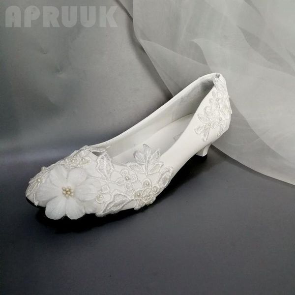 low small heel white lace wedding shoes bride handmade slip-on ladies bridal bridesmaid flower girl party wedding shoes womens, Black
low small heel white lace wedding shoes bride handmade slip-on ladies bridal bridesmaid flower girl party wedding shoes womens, Black