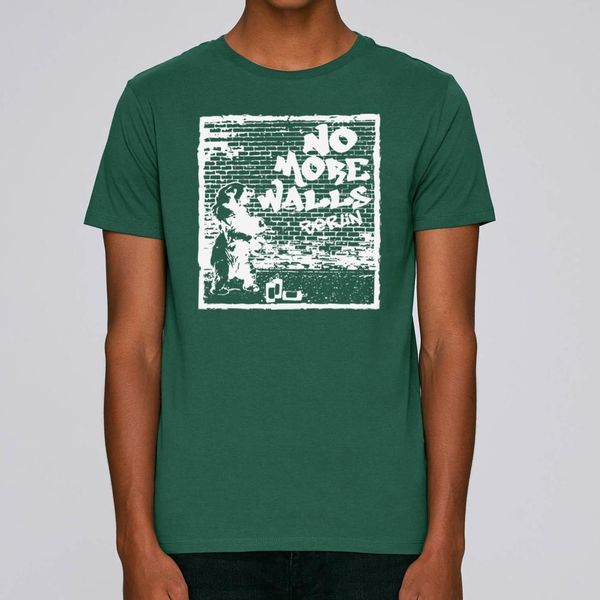 keine wande mehr berlin mens oder womens organic cotton t shirt oder hoodie
keine wande mehr berlin mens oder womens organic cotton t shirt oder hoodie