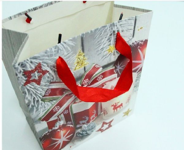 2020 simple christmas handbag christmas paper bag printing clothing advertisement customized gift bag packing 26*32*10cm
2020 simple christmas handbag christmas paper bag printing clothing advertisement customized gift bag packing 26*32*10cm