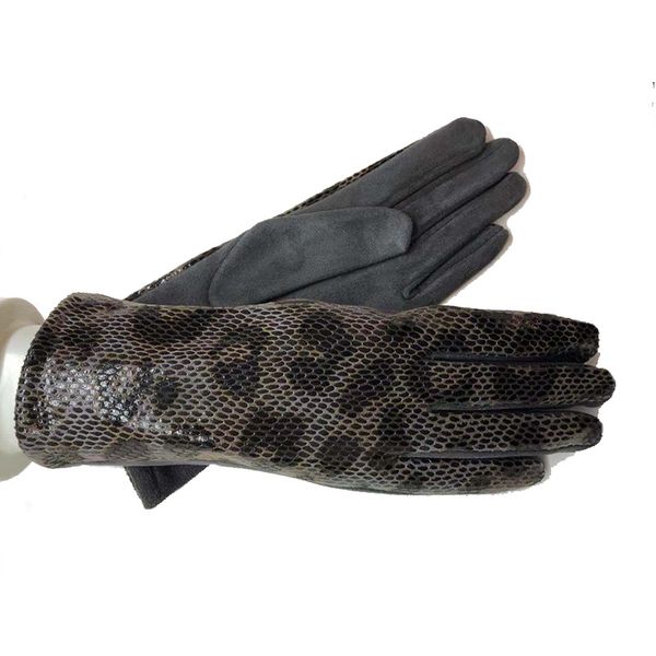 female winter warm leopard suede leather touch screen gloves women zebra pattern cashmere thicken driving gloves h84, Blue;gray
female winter warm leopard suede leather touch screen gloves women zebra pattern cashmere thicken driving gloves h84, Blue;gray