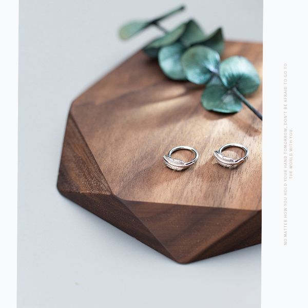 modian minimalist fashion design tree leaves hoop earrings for women 925 sterling silver round design fashion jewelry bijoux, Golden;silver
modian minimalist fashion design tree leaves hoop earrings for women 925 sterling silver round design fashion jewelry bijoux, Golden;silver