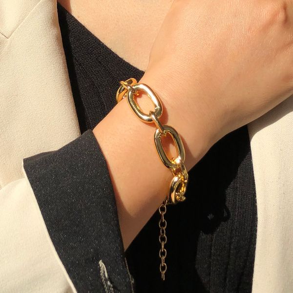 exaggerated thick western chain bracelet color preserving aluminum gold plated bracelet hip hop punk, Black
exaggerated thick western chain bracelet color preserving aluminum gold plated bracelet hip hop punk, Black