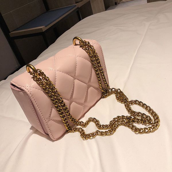 новый элегантный леди плечо сумка женщин высокого качества pu кожа малый crossbody алмазные квадратные сумки lattice цепи малый закрылков ко
новый элегантный леди плечо сумка женщин высокого качества pu кожа малый crossbody алмазные квадратные сумки lattice цепи малый закрылков ко