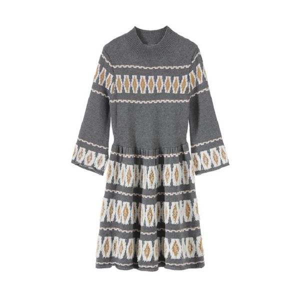 casual dresses brand designer print women half sleeve elegant knitted o-neck fashion high wait dress party clothes 2021 autumn, Black;gray
casual dresses brand designer print women half sleeve elegant knitted o-neck fashion high wait dress party clothes 2021 autumn, Black;gray