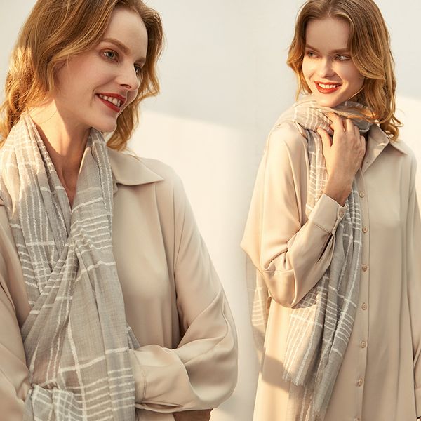 100% real wool scarf women warm shawls and wraps for ladies stole femme solid warps winter cashmere wool scarves luxury, Blue;gray
100% real wool scarf women warm shawls and wraps for ladies stole femme solid warps winter cashmere wool scarves luxury, Blue;gray