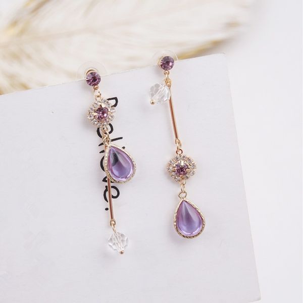 dangle & chandelier fashion charm shiny rhinestone water drop crystal pendant asymmetry earrings korean style jewelry for women 6a4001, Silver
dangle & chandelier fashion charm shiny rhinestone water drop crystal pendant asymmetry earrings korean style jewelry for women 6a4001, Silver