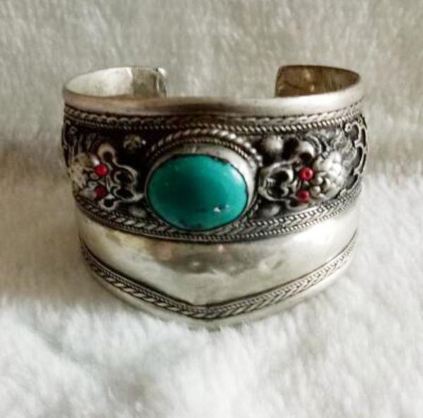 sell new - wholesale -handcrafted beautiful tibetan silver turquoises coral dragon bangle bracelet cuff shipping free, Black
sell new - wholesale -handcrafted beautiful tibetan silver turquoises coral dragon bangle bracelet cuff shipping free, Black