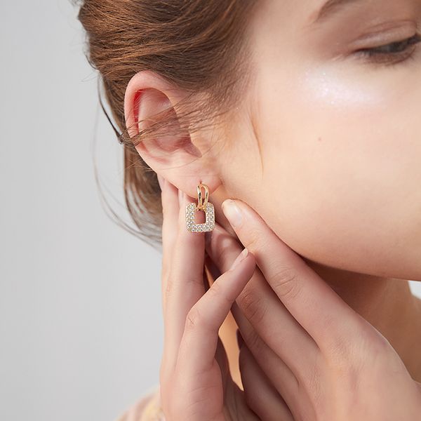 dangle & chandelier xinwei earrings 2021 simple square for women zircon pendant jewelry gift, Silver
dangle & chandelier xinwei earrings 2021 simple square for women zircon pendant jewelry gift, Silver