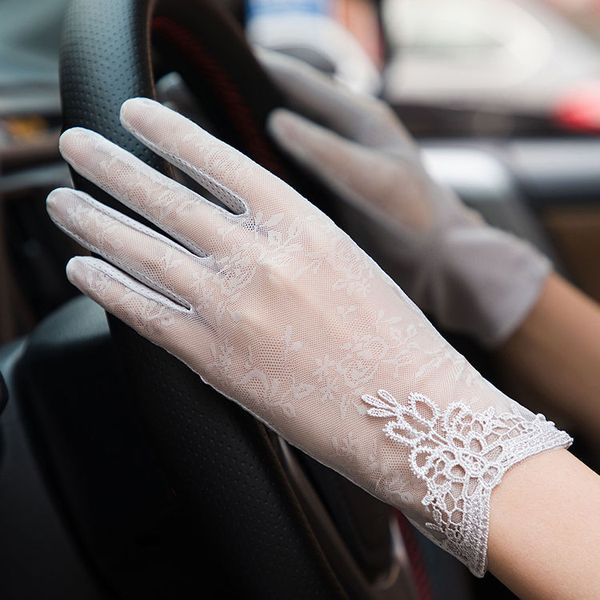 five fingers gloves summer women uv sunscreen short sun female fashion silk lace driving thin touch screen lady, Blue;gray
five fingers gloves summer women uv sunscreen short sun female fashion silk lace driving thin touch screen lady, Blue;gray