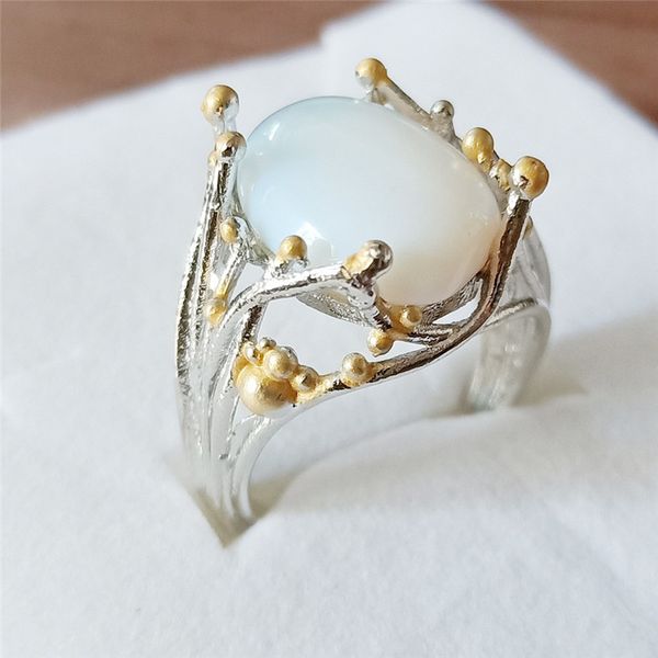 2020 vintage silver color natural moonstone ring white opal vine rings for women wedding jewelry, Slivery;golden
2020 vintage silver color natural moonstone ring white opal vine rings for women wedding jewelry, Slivery;golden