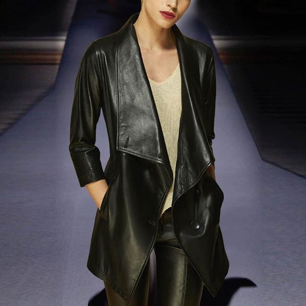 women's cape sagace novel design autumn winter cool black trench coat motorcycle long v collar female casual outwear chic fashion
women's cape sagace novel design autumn winter cool black trench coat motorcycle long v collar female casual outwear chic fashion